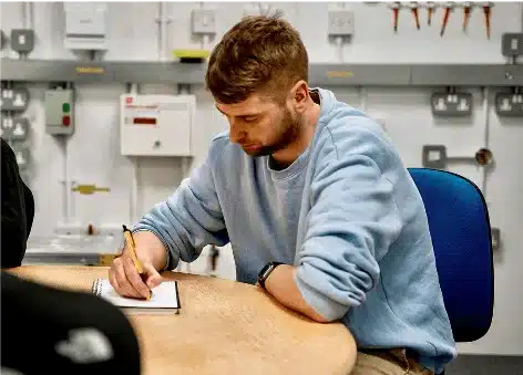 centre-formation-habilitation-electrique-marseille